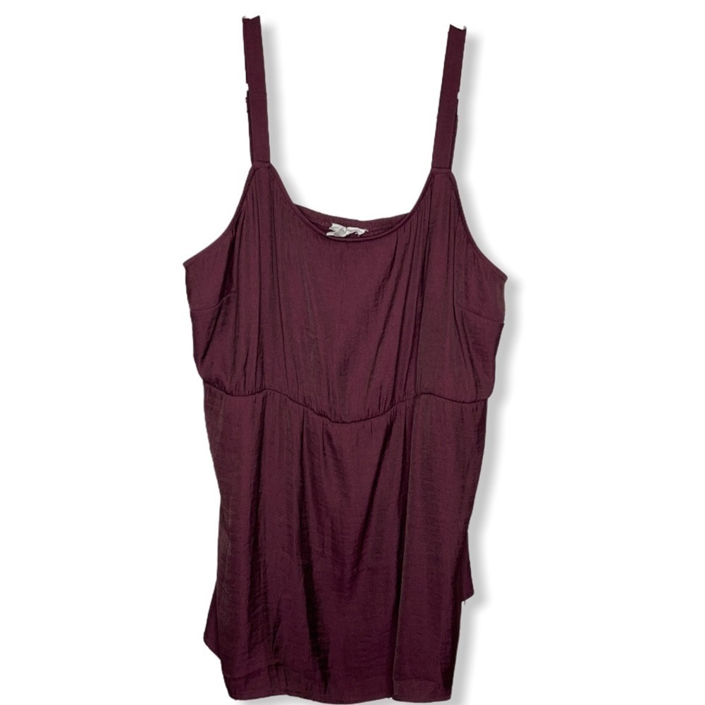 NWT Maurices Plum Smocked back slinky peplum tank top